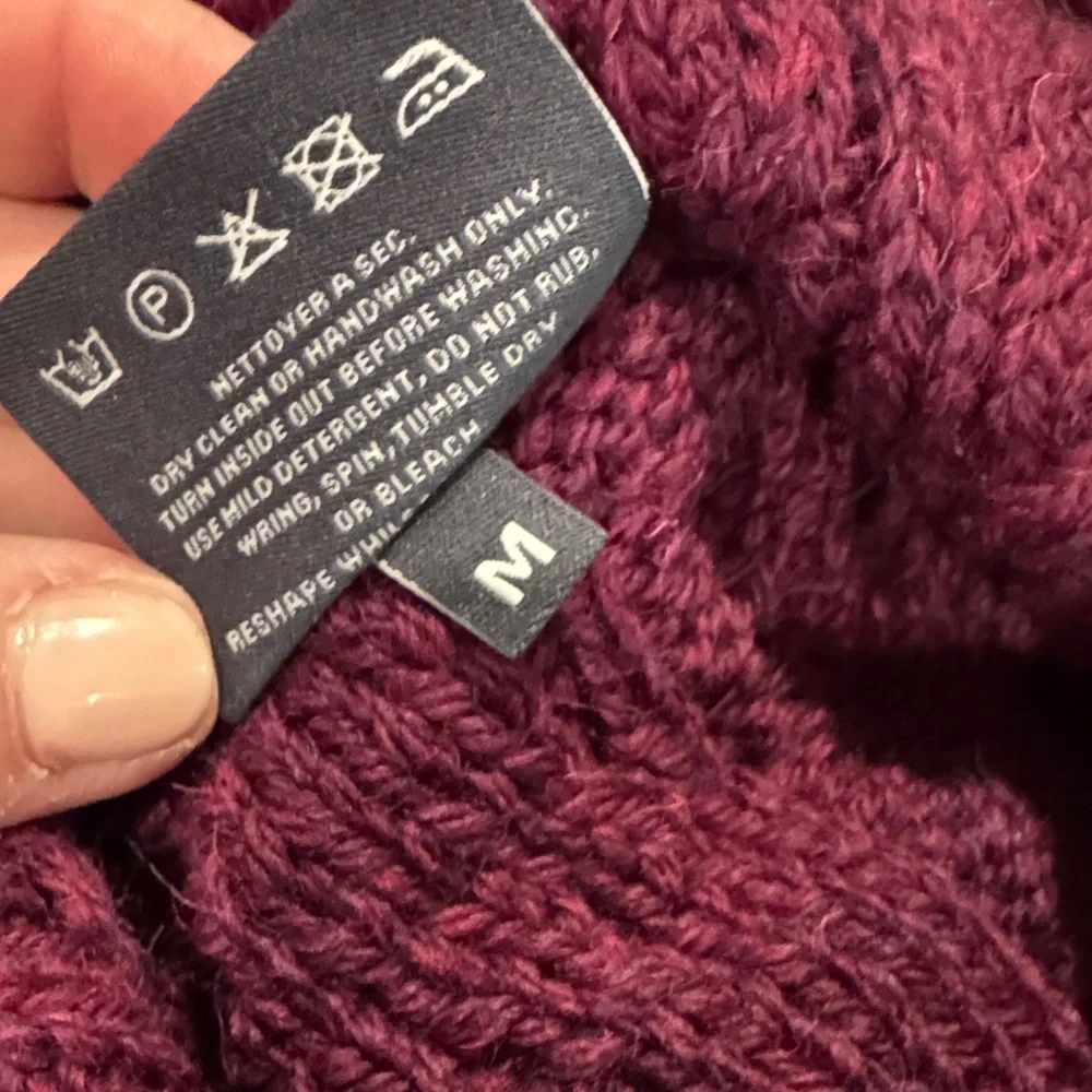 Aran Crafts Medium Women's Heathered Raspberry Knit Sweater - Picture 4 of 4